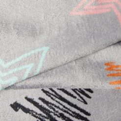 Frisco Plush Cat & Dog Throw Blanket 11 Frisco Plush Cat & Dog Throw Blanket -Frisco 816702 PT4. AC SS1800 V1701117014